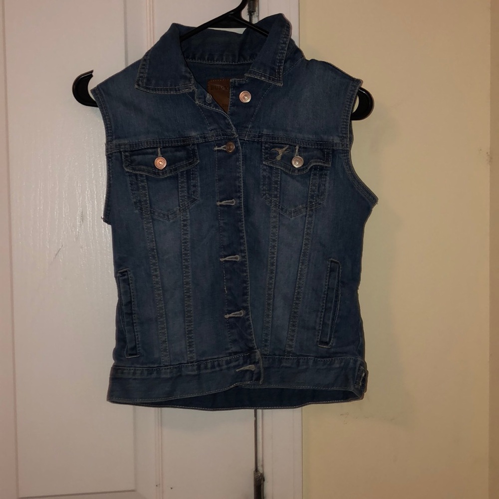 Jean Vest